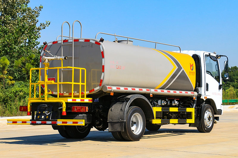 东风华神T1洒水車(chē)(9.3方)