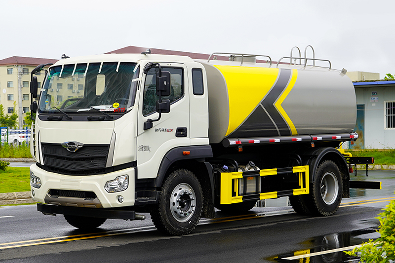 福田时代领航ES7洒水車(chē)( 13.5方 / 14.4方)