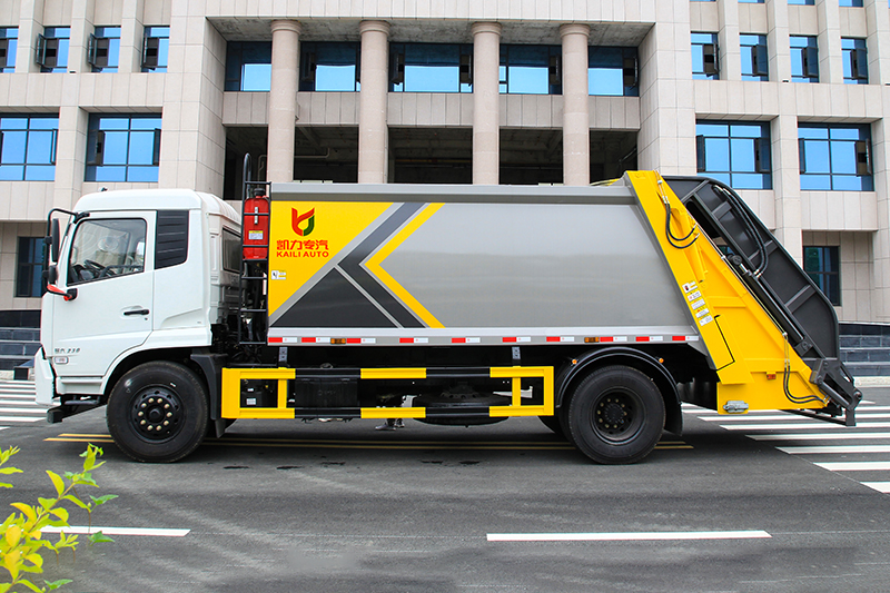 东风天锦压缩式垃圾車(chē)(14方 18方)