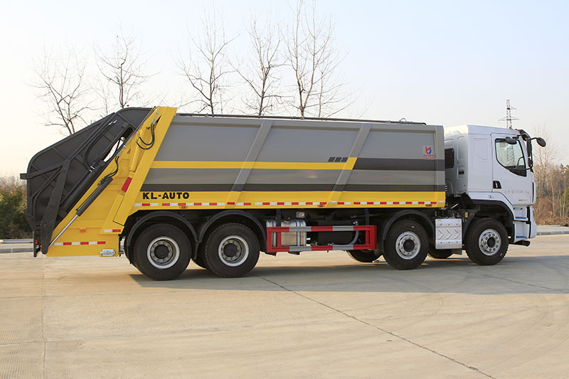 柳汽前四后八压缩垃圾車(chē)(25方)