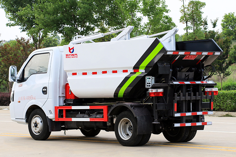 东风途逸无泄漏后装挂桶垃圾車(chē)(3方)