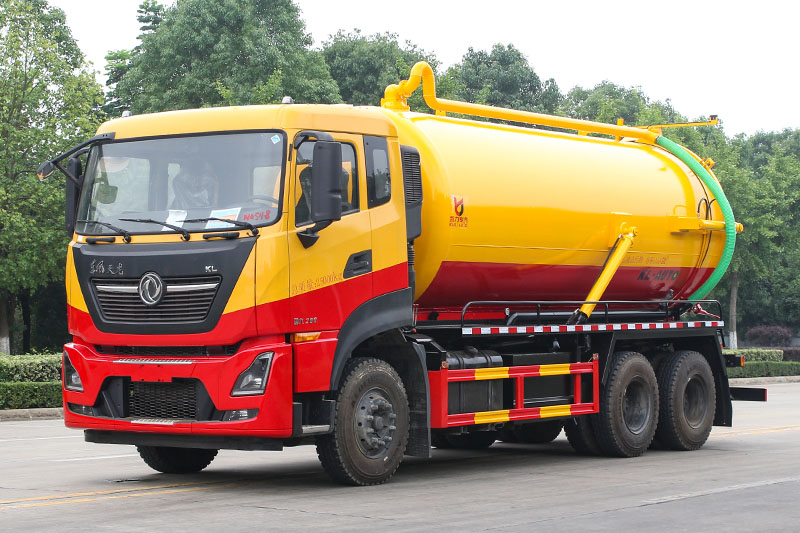 东风天龙后八轮吸污車(chē)(18方)